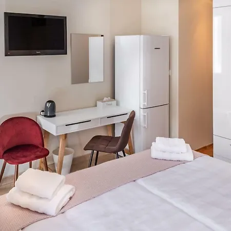 카사 차르미나티