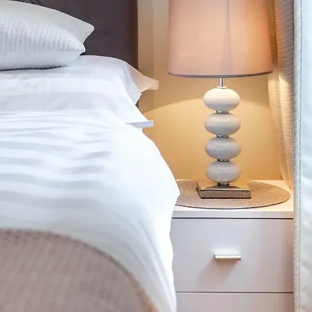 아파트 카사 차르미나티